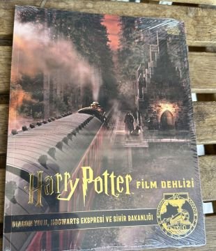 HARRY POTTER - FİLM DEHLİZİ 2 - DIAGON YOLU, HOWGARTS EKSPRESİ VE SİHİR BAKANLIĞI