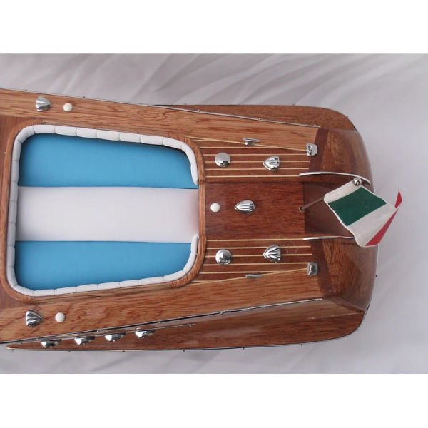 RIVA - AQUARAMA MODEL TEKNE