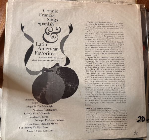 CONNIE FRANCIS - SINGS SPANISH AND LATIN AMERICAN FAVORITES - LP