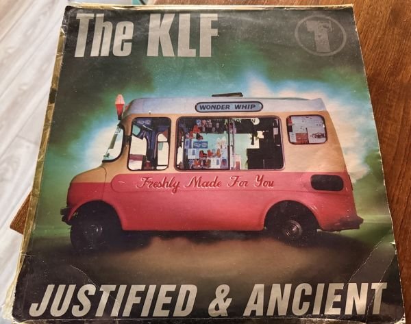 THE KLF - JUSTIFIED AND ANCIENT - MAXI SINGLE