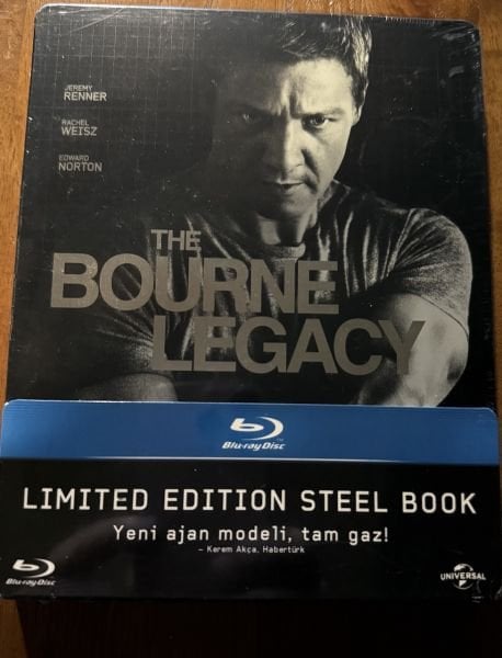 BLU RAY - THE BOURNE LEGACY STEEL BOOK LIMITED EDITION