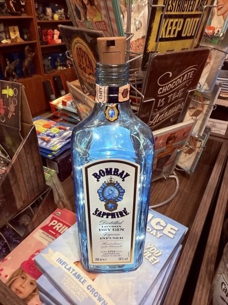 LED IŞIKLI İÇKİ ŞİŞESİ - BOMBAY SAPPHIRE CİN ŞİŞESİ