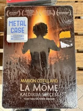 LA MOME - KALDIRIM SERÇESİ - DVD - METAL KUTU - LIMITED ED.