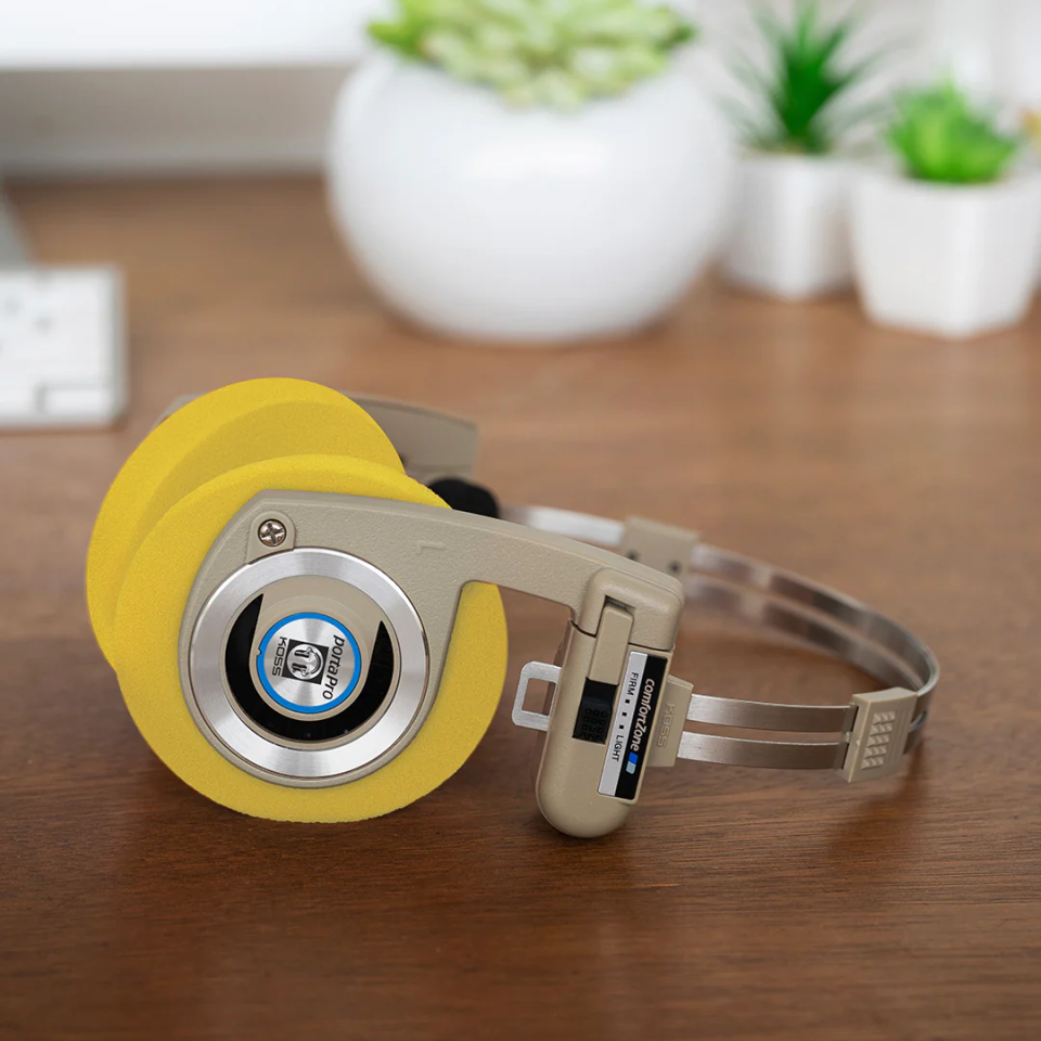 Porta Pro Oversized Cushions | Yellow