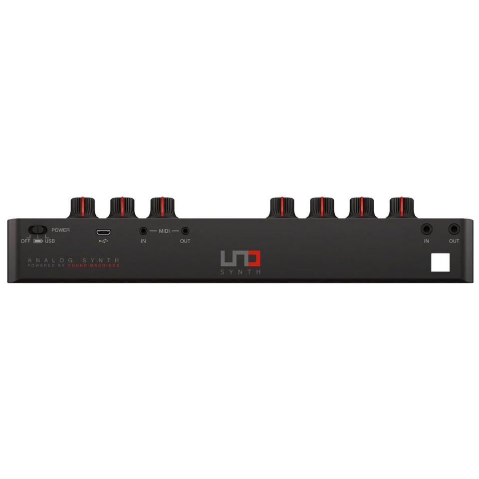 Desktop outlet analog synth