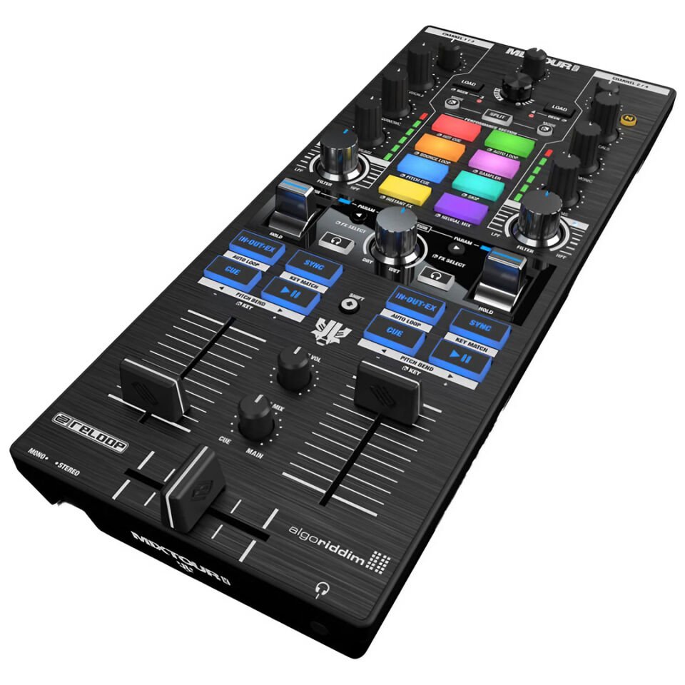 Reloop Mixtour Pro | Hepsi Bir Arada 4-Deck USB-C Ses Kartlı DJ