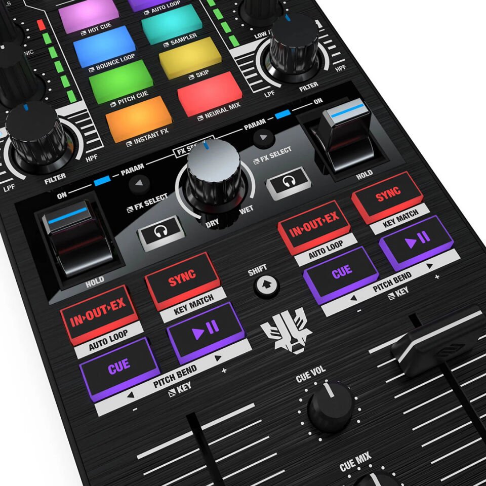 Reloop Mixtour Pro | Hepsi Bir Arada 4-Deck USB-C Ses Kartlı DJ