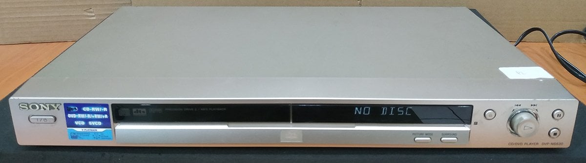 2.EL SONY DVP-NS530