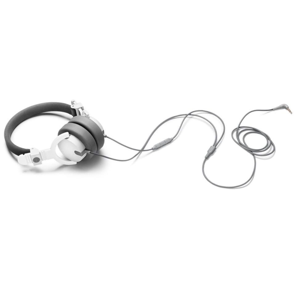 Capital Alpine White (w/mic)