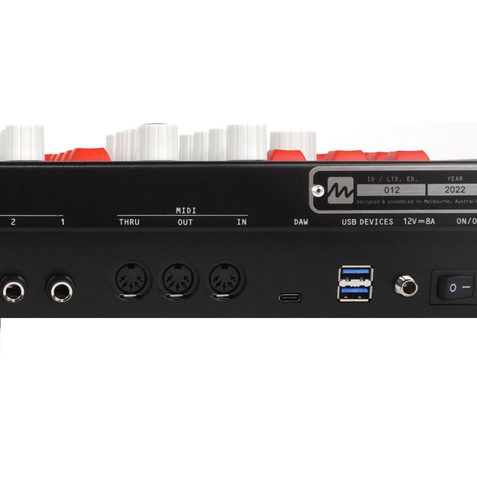 Nina | 12-Voice Analog Polyphonic Multitimbral Synthesizer w/Motorized Controls