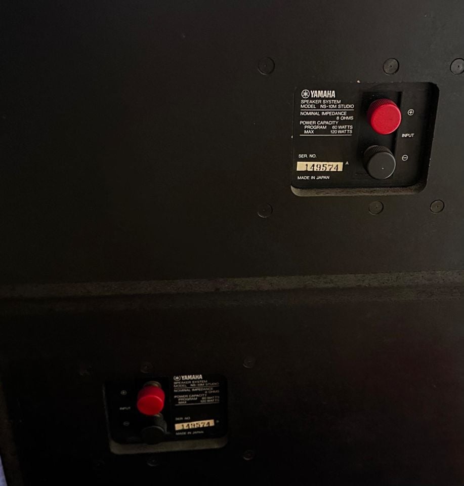 YAMAHA NS-10M