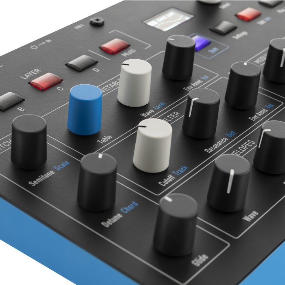 Protein | Compact 8-Voice Polyphonic Wavetable Synthesizer