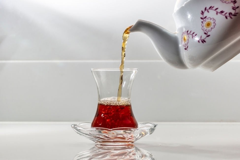 Koronavirüse karşı çay önerisi! Siyah çayın faydaları nelerdir?