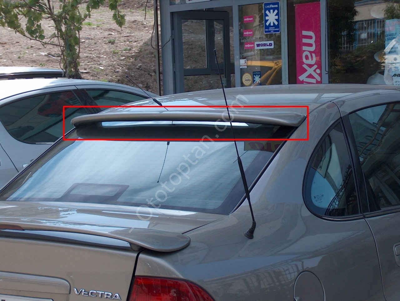 Opel Vectra B Cam Üstü Spoiler Model 2