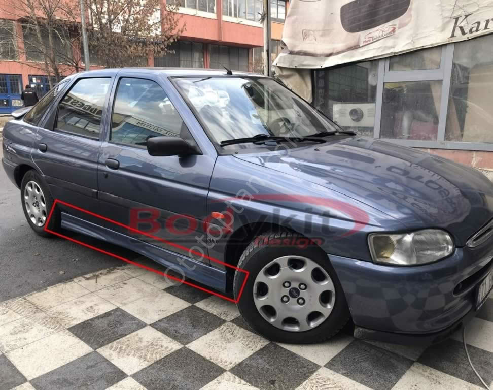 Ford Eskort Marşpiyel Takımı