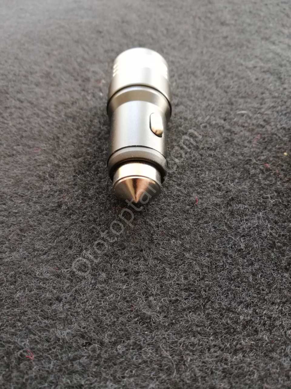 Çift Girişli Şarz Soketi + Usb & Iphone Kablo