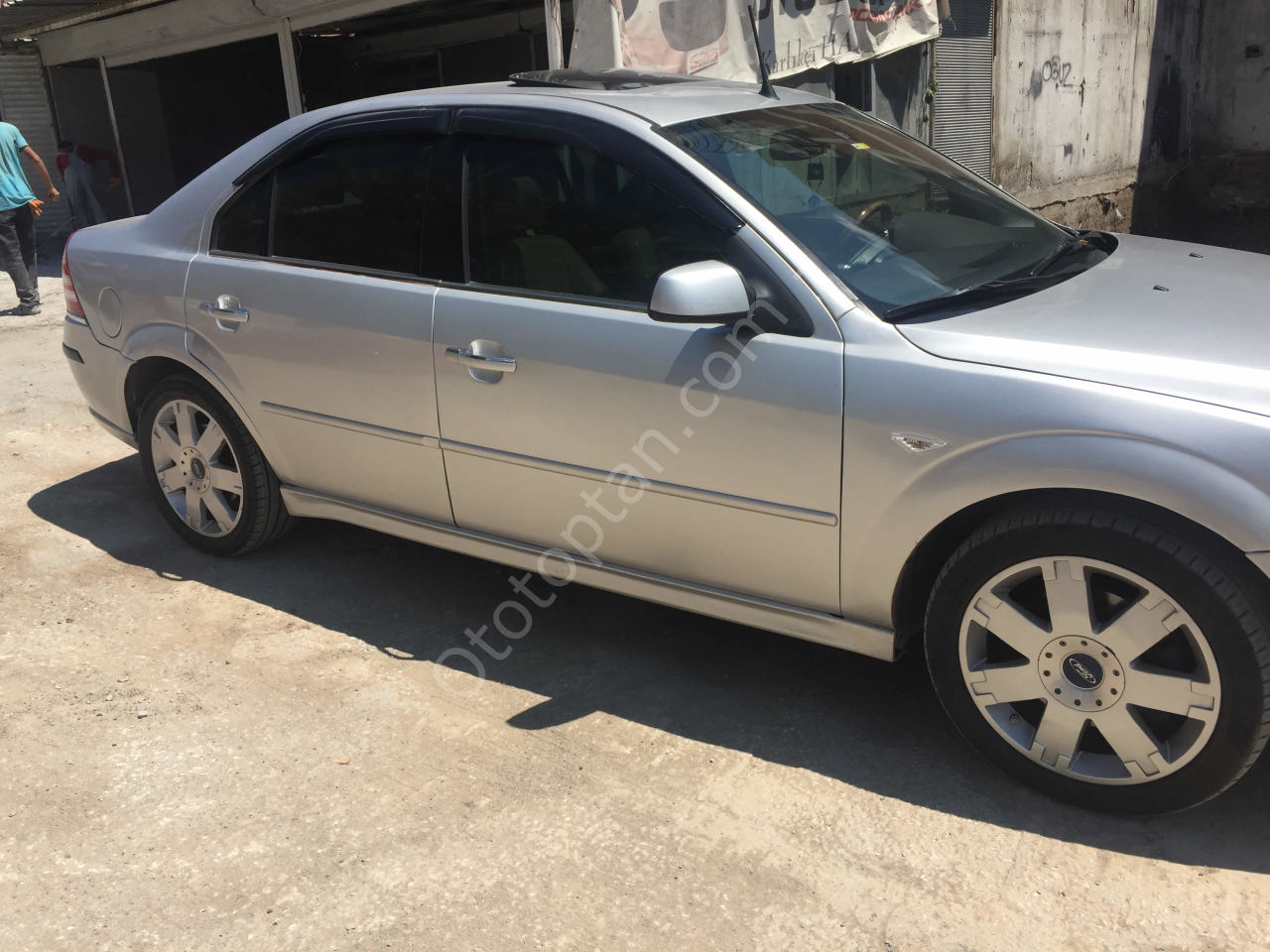 Ford Mondeo Marşpiyel Takımı Model 2