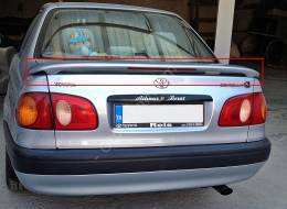 Toyota Corolla Işıklı Spoiler