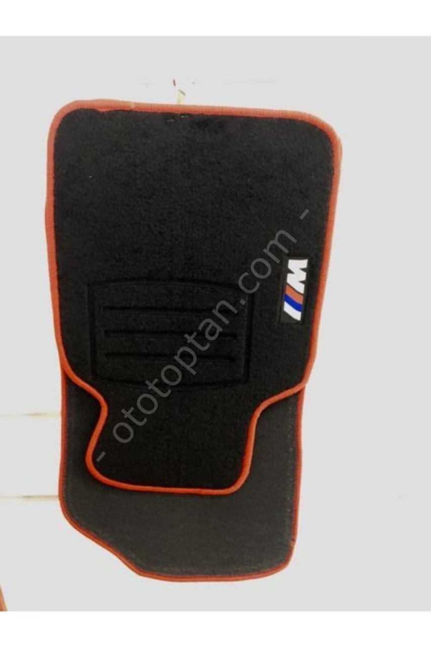 Bmw E46 Siyah Halı Paspas Seti, Kenarları Kırmızı