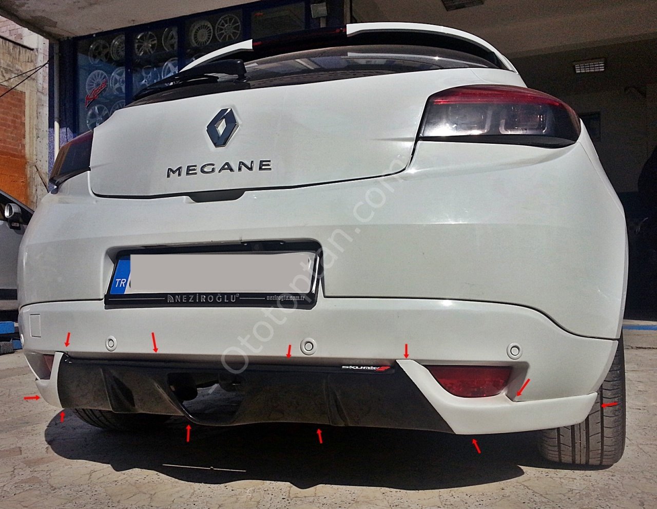 Renault Megane 3 Difüzör Model 2