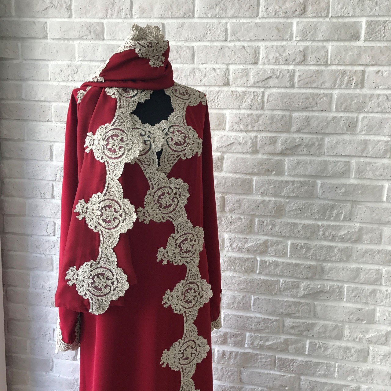 Dantelli Namaz Elbisesi&Başörtüsü | Bordo&Gold