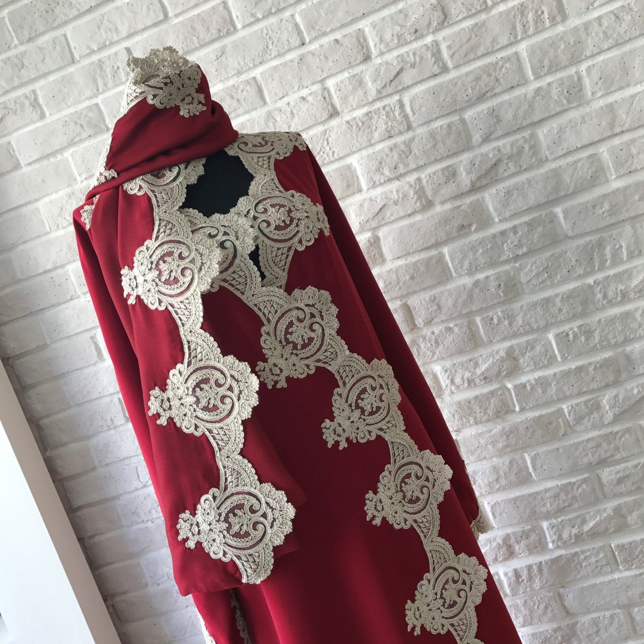 Dantelli Namaz Elbisesi&Başörtüsü | Bordo&Gold
