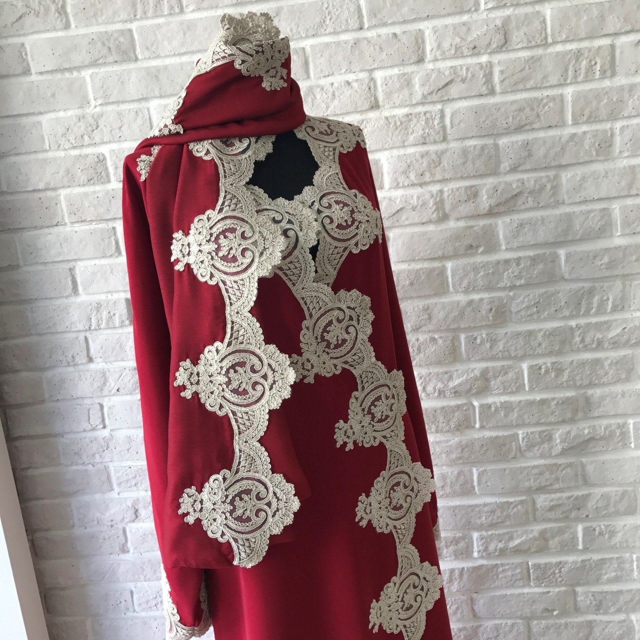 Dantelli Namaz Elbisesi&Başörtüsü | Bordo&Gold
