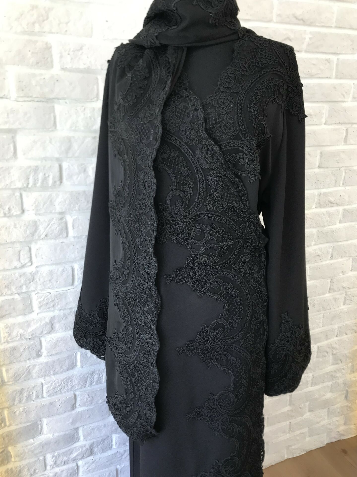 Dantelli Namaz Elbisesi&Başörtüsü | Siyah