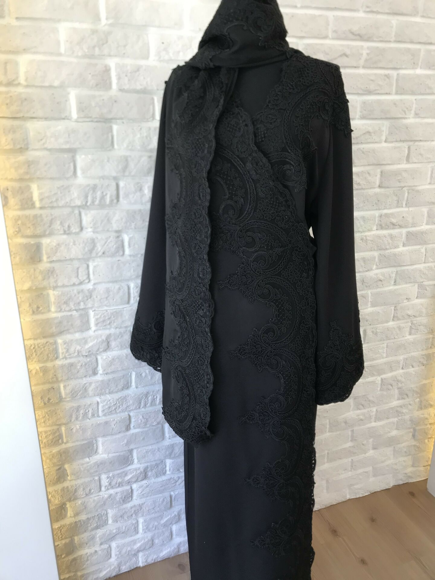 Dantelli Namaz Elbisesi&Başörtüsü | Siyah