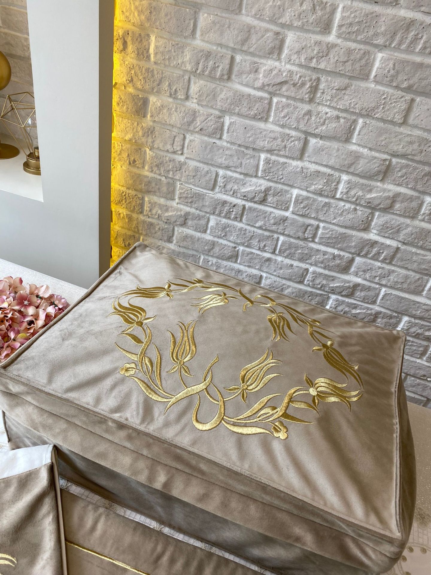 Nakışlı Seccade Takımı | Cappuccino & Gold