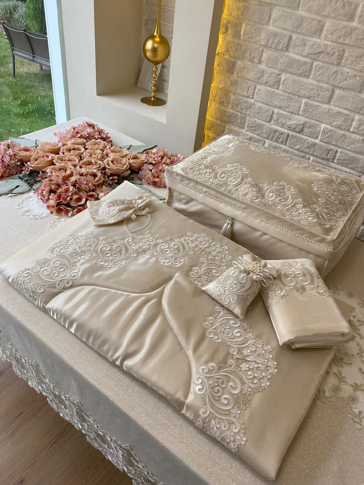 Fransız Dantelli Seccade Takımı | Cappuccino