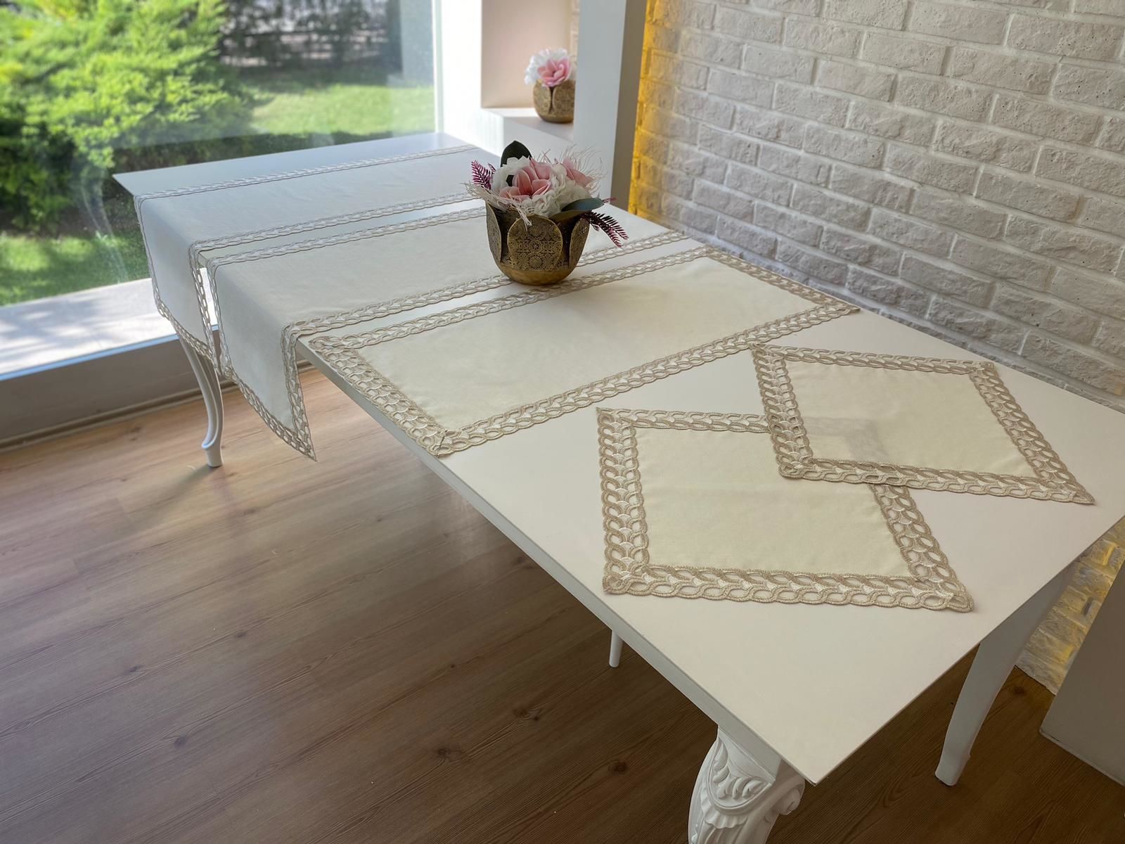 Fransız Dantelli Salon Takımı | EKRU