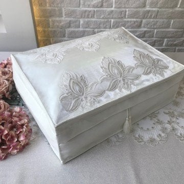 Fransız Dantelli Hurç | Ekru