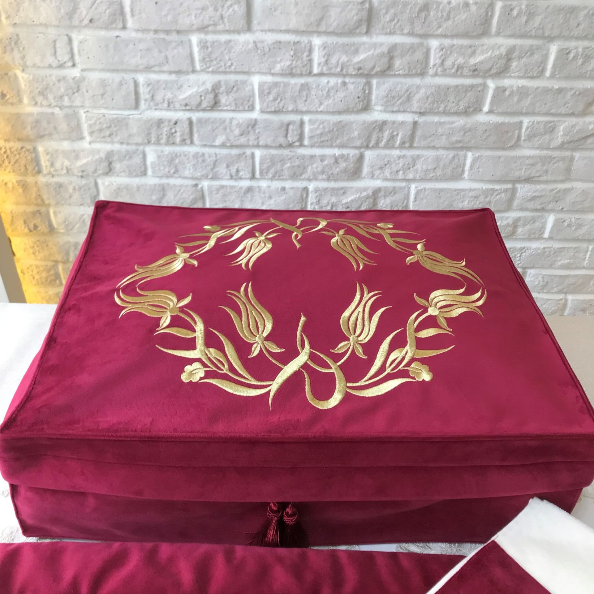 Nakışlı Seccade Takımı | Bordo&Gold