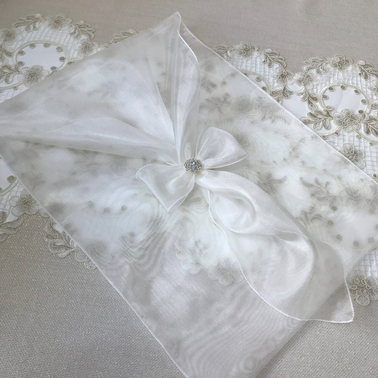 Ekru Fiyonklu Kese | 35*45 cm