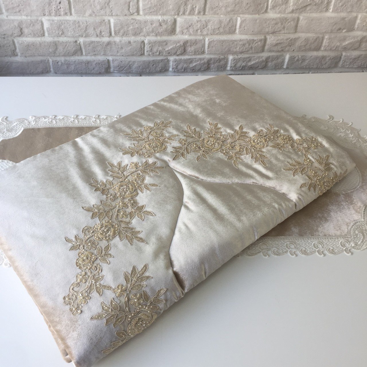 Fransız Dantelli Seccade | Cappuccino&Gold