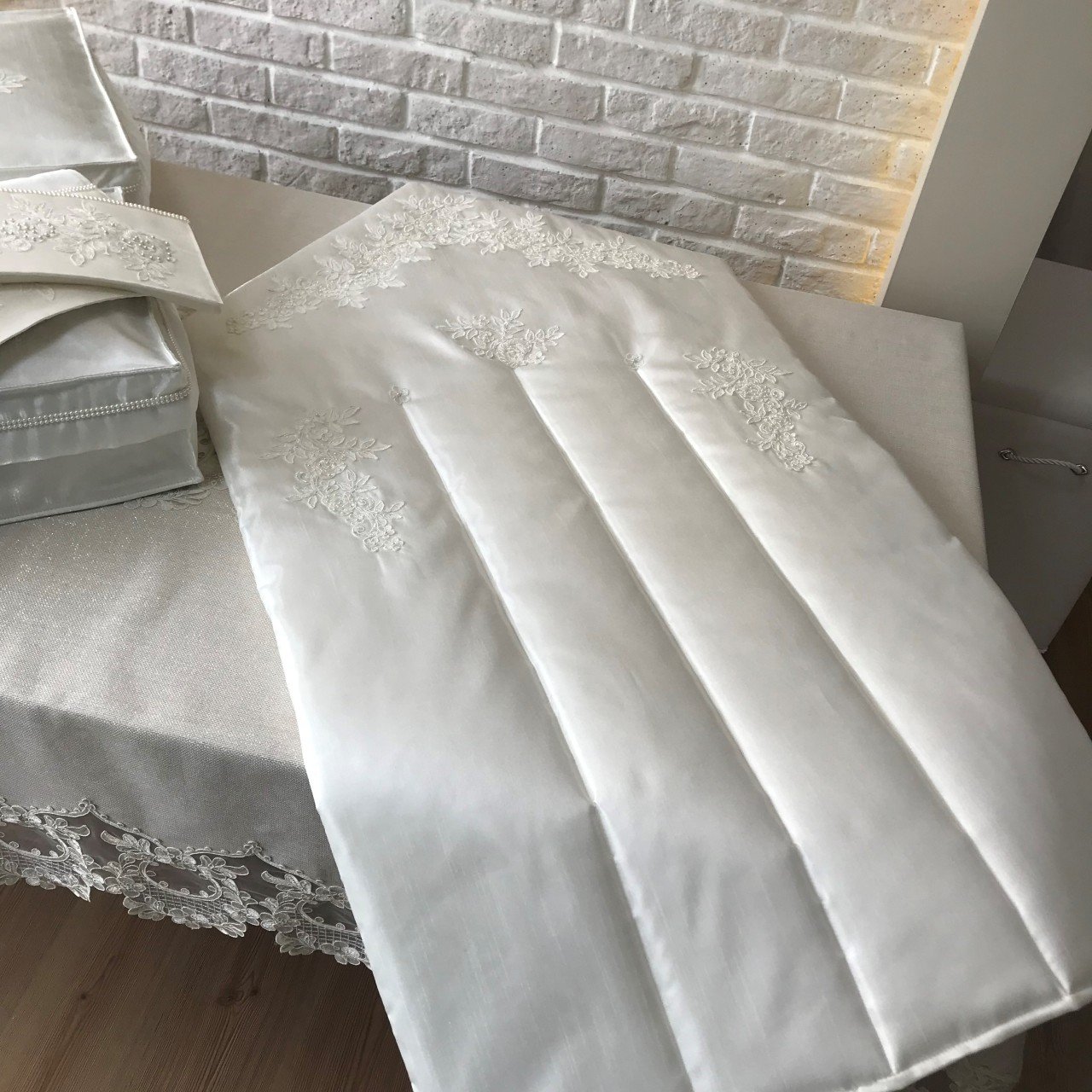 Fransız Dantelli Seccade Takımı