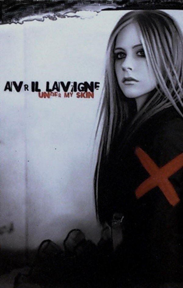AVRIL LAVIGNE - UNDER MY SKIN (MC) (2004)