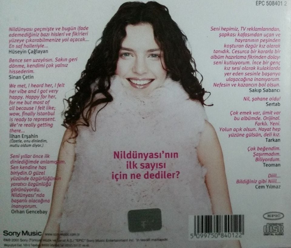 NİL KARAİBRAHİMGİL - NİL DÜNYASI