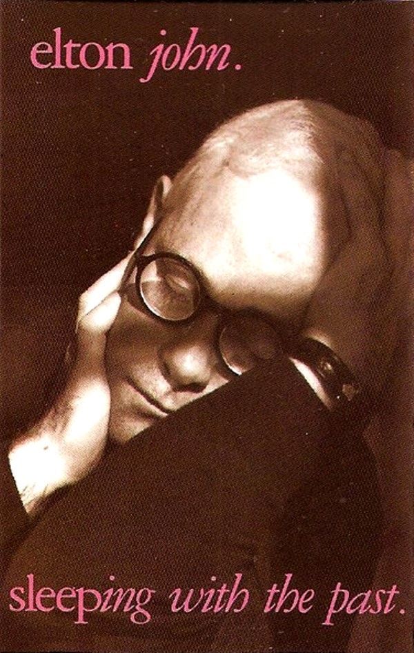 ELTON JOHN - SLEEPING WITH THE PAST (MC) (1989)