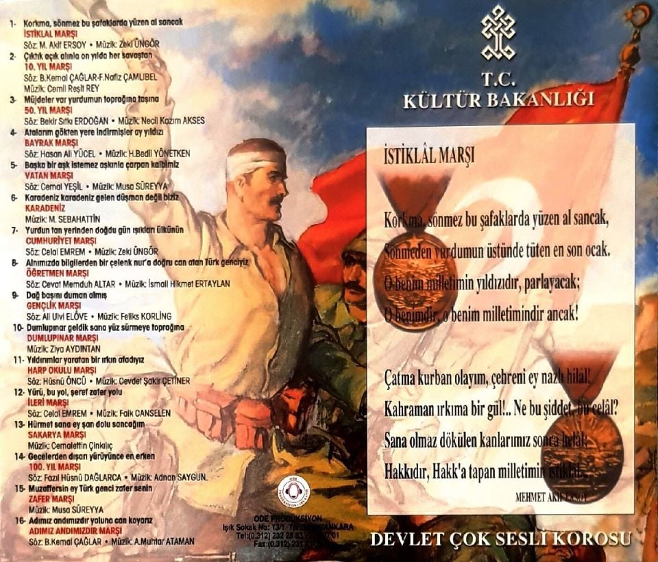 İSTİKLAL MARŞI ATATÜRK VE CUMHURİYET MARŞLARI - DEVLET ÇOK SESLİ KOROSU (CD)