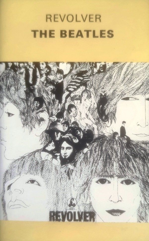 THE BEATLES  - REVOLVER (MC)