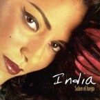 INDIA - SOBRE EL FUEGO