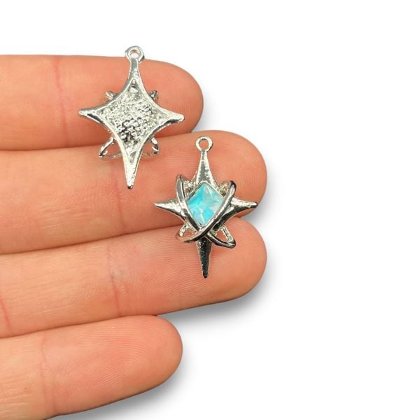 Lak Kaplama Gümüş Renk Charm