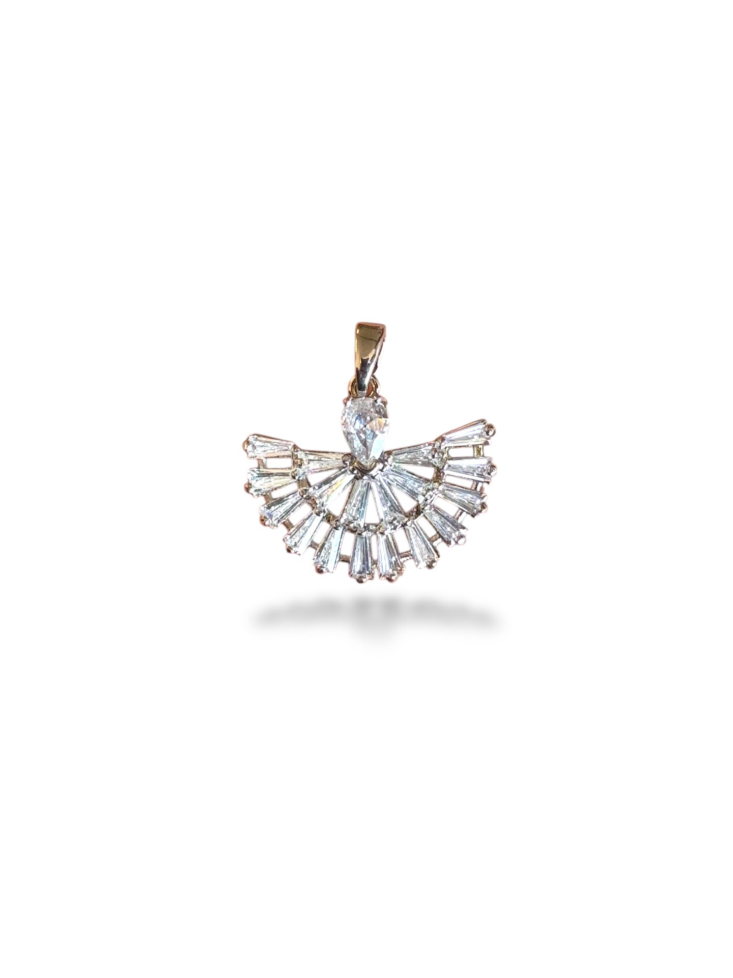 Rodyum Kaplama Zirkon Taşlı Yelpaze Charm