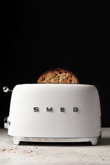 SMEG 50' Style  Mat Beyaz 2 Dilimli Ekmek Kızartma Makinesi TSF01WHMEU