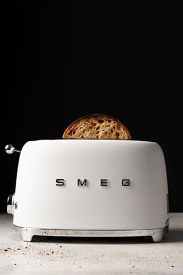 SMEG 50' Style  Mat Beyaz 2 Dilimli Ekmek Kızartma Makinesi TSF01WHMEU