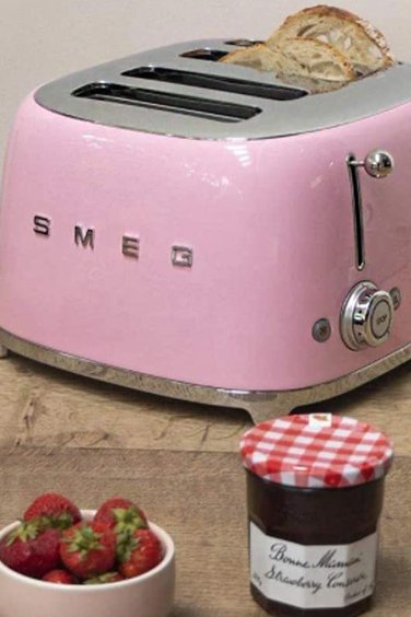 SMEG Pembe 4*1 Hazneli 50' Style Ekmek Kızartma Makinesi TSF03PKEU