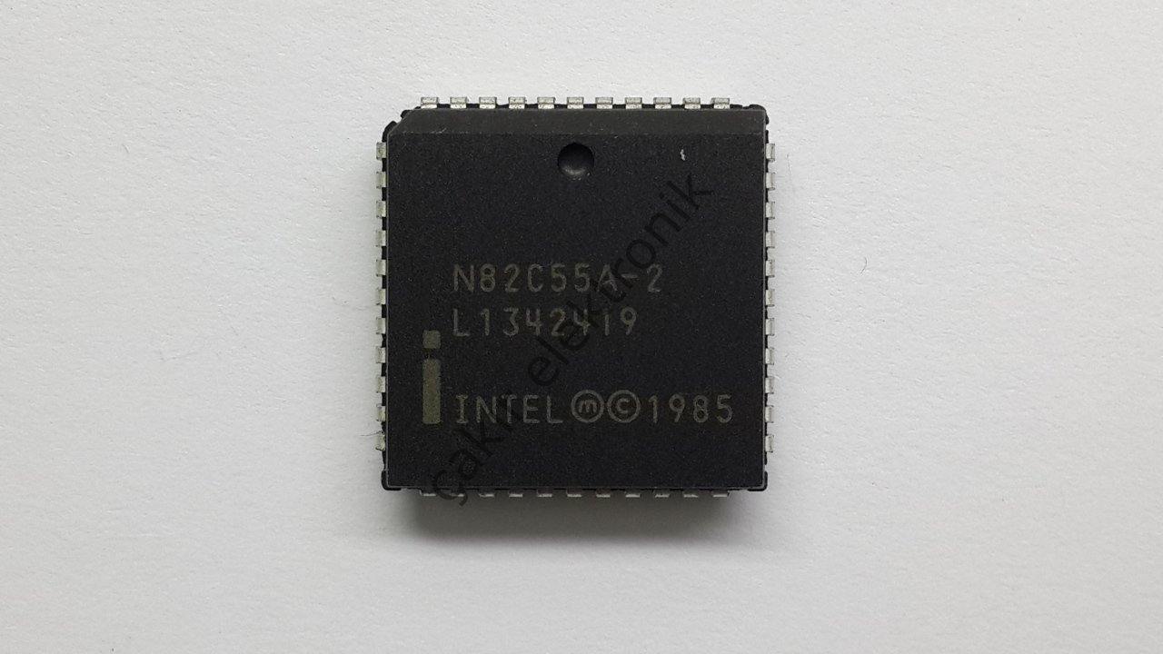 N82C55A-2  - 82C55 -  PLCC - programmable peripheral interface