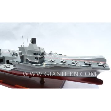 HMS Queen Elizabeth Dekoratif Uçak Gemisi Modeli (100 cm)